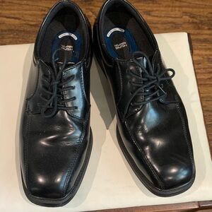 Nunn Bush Black Leather Oxfords